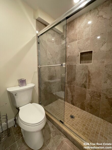 Building Photo - 1028a Commonwealth Ave