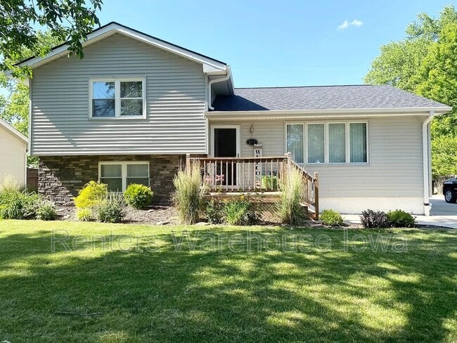 Building Photo - 275 Christopher Ave