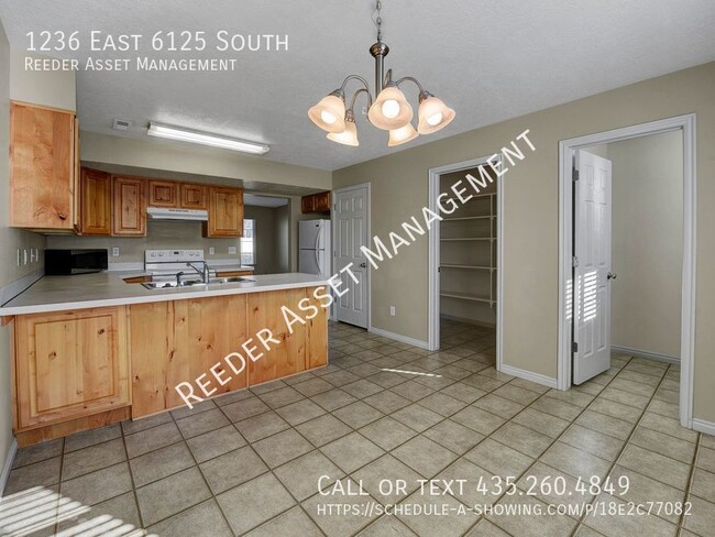 Building Photo - 1236 E 6125 S