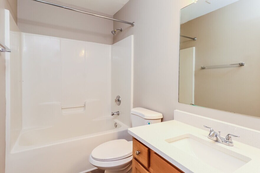 Building Photo - 6403 Wedron Ct