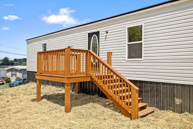 Building Photo - 2337 Weaver Pike