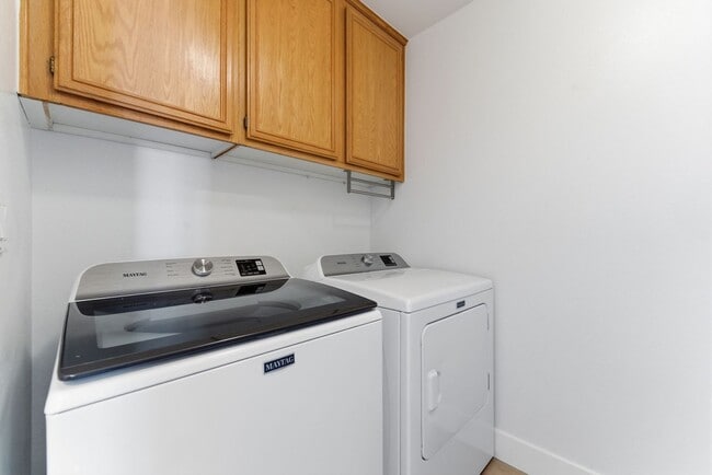 Building Photo - Charming Three Vines Condo with Fresh Upgrades