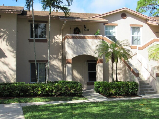 Building Photo - 4525 Oak Terrace Dr