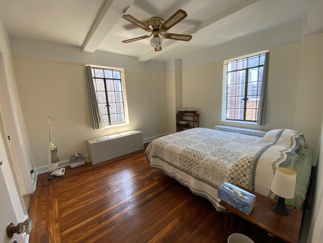 Building Photo - 5 Tudor City Pl