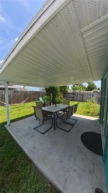 Building Photo - 10517 114th Terrace N