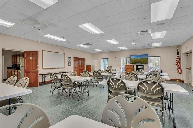Building Photo - 5316 Sir Churchill Dr
