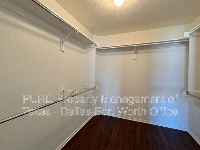 Building Photo - 1717 Wind Dancer Trail