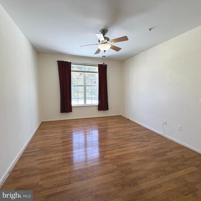 Building Photo - 11565 Cavalier Landing Ct