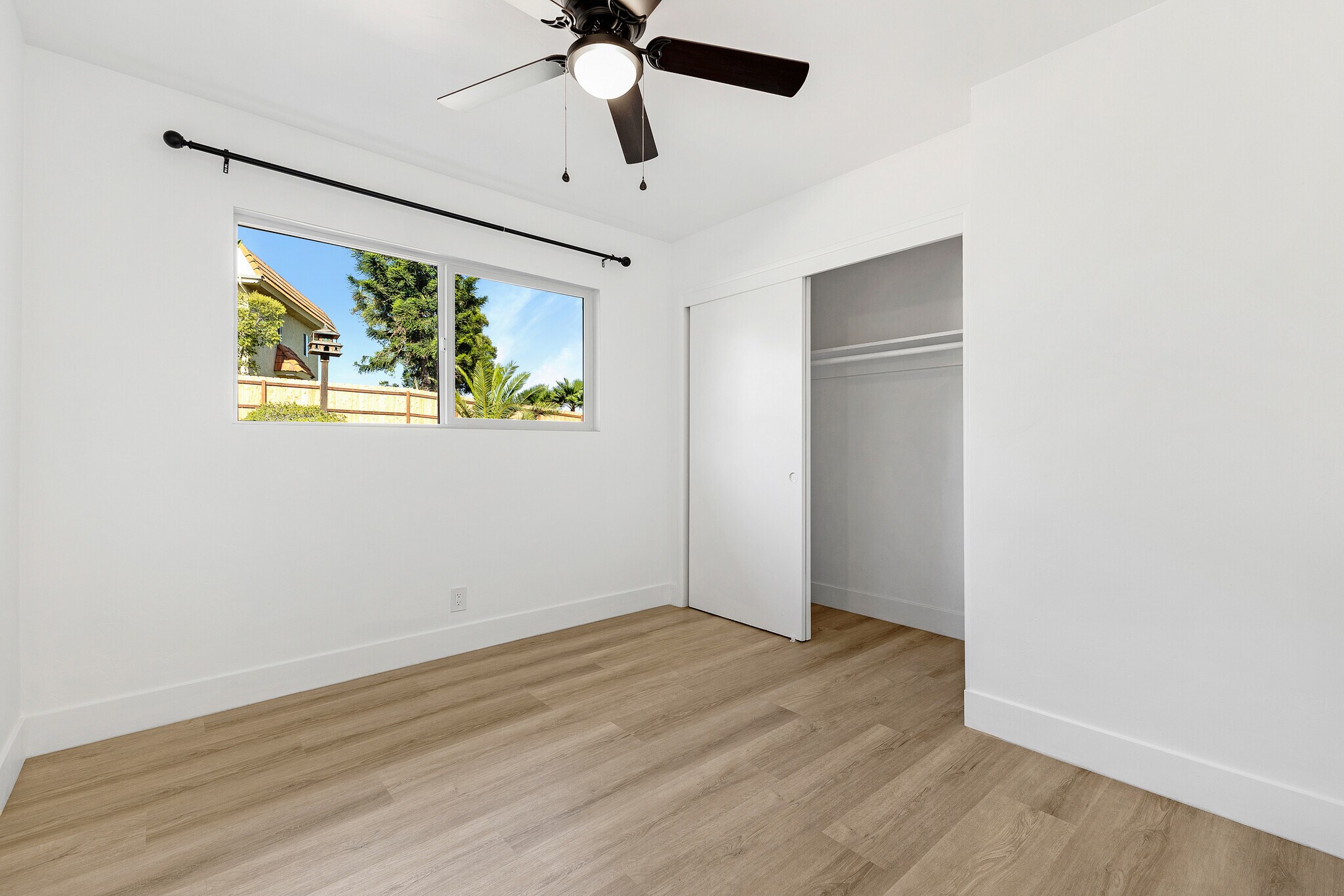 Building Photo - 205 Plymouth Dr