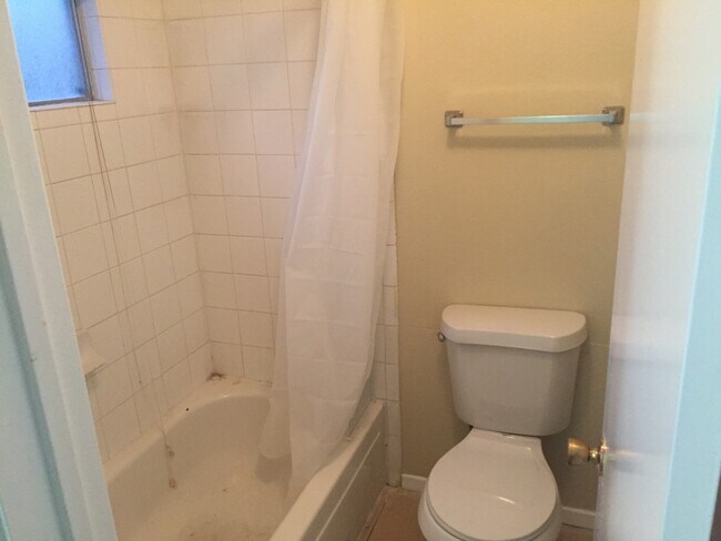 Building Photo - Great Rental!