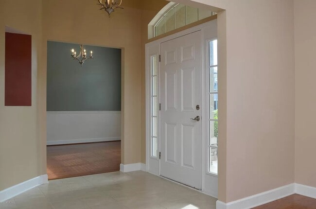 Building Photo - 32410 Pond Parke Pl