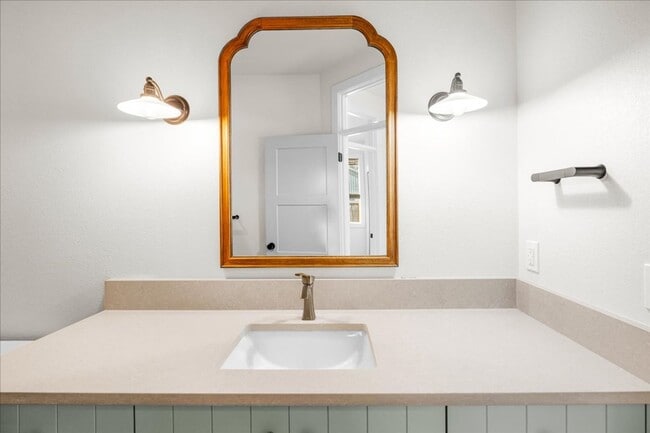 Building Photo - 3Bed/2 Bathroom Beautiful New Construction...