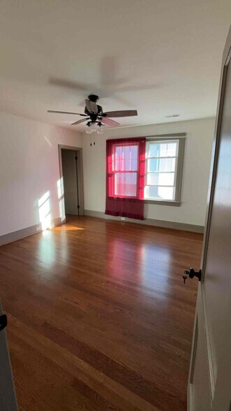 Building Photo - 2802 Edgewood Ave