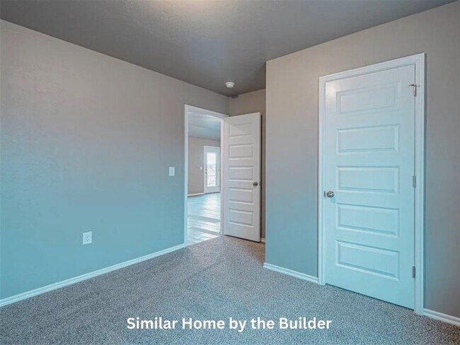 Building Photo - 1630 Highland Loop