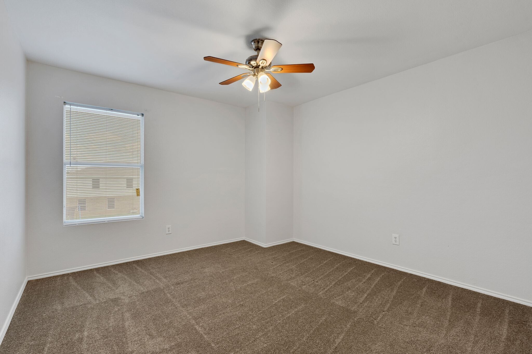 Building Photo - 1205 Saltgrass Dr