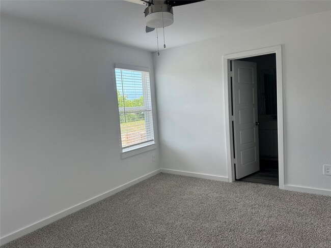 Building Photo - 10203 Spring Branch Trail