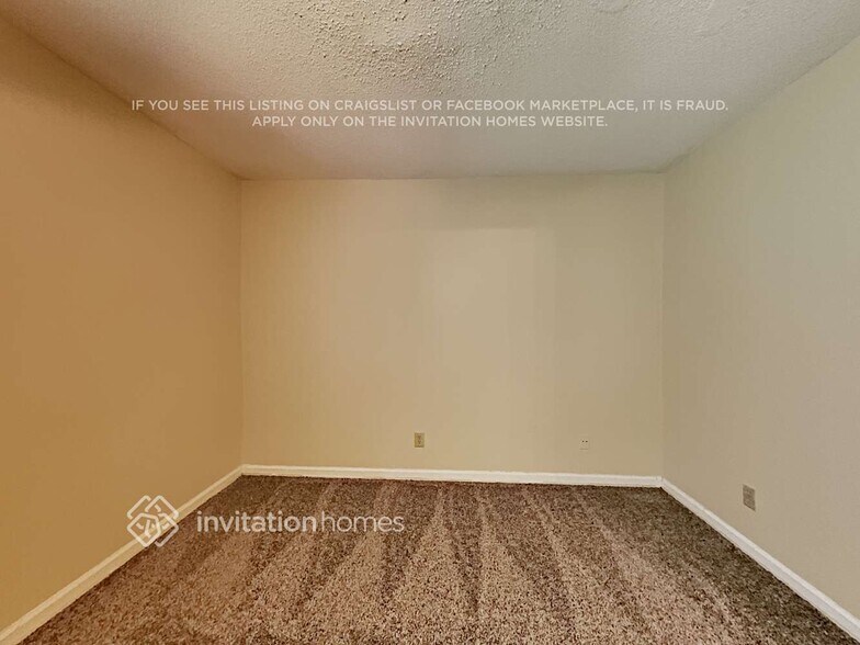Building Photo - 3781 Westchase Dr