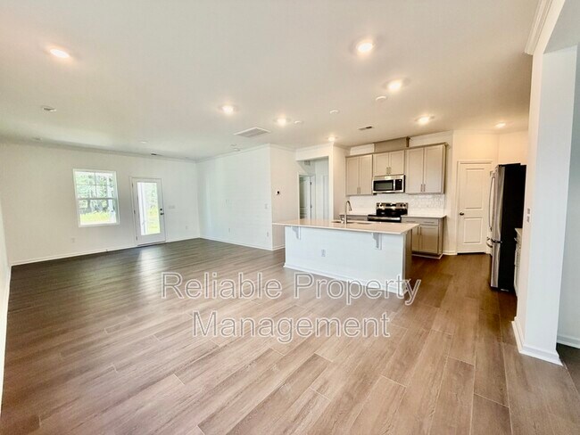 Building Photo - 354 Beachcomber Dr