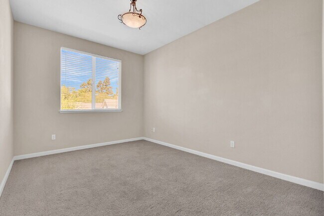 Building Photo - 101 Johnson Ln