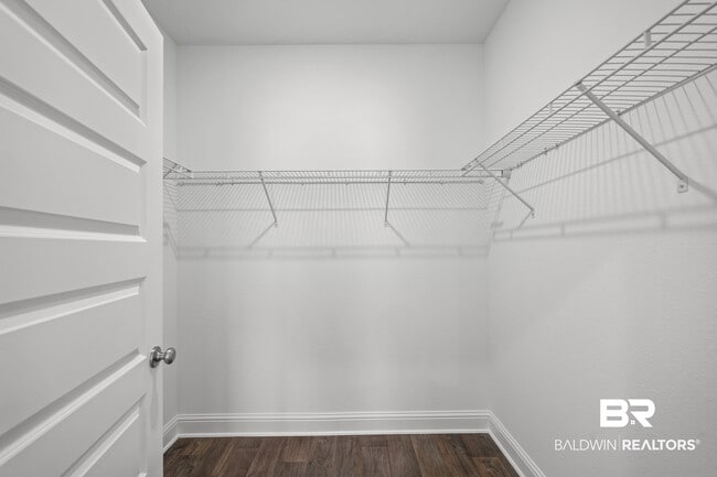 Building Photo - 13390 Shea Cir
