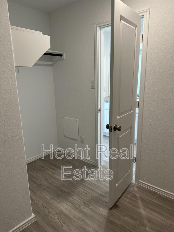 Building Photo - 5813 Texas Spur