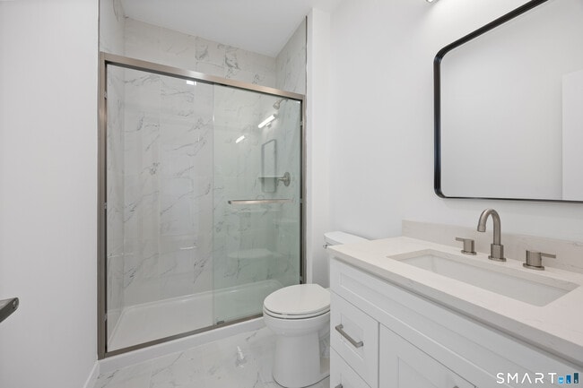 Building Photo - 27 Village Rd