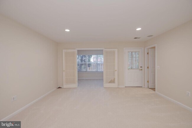 Building Photo - 6144 Cilantro Dr