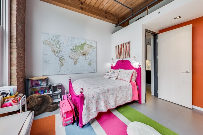 Building Photo - 1327 W Washington Blvd