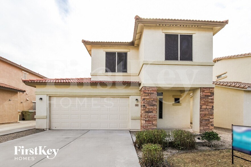 Building Photo - 5157 W Laurel Ave