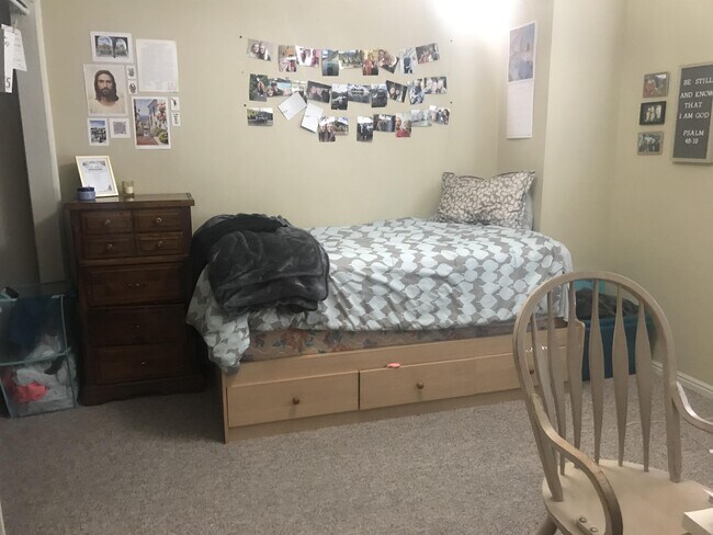 Building Photo - 515 N 200 E