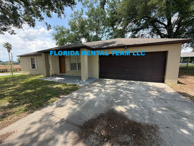 Primary Photo - Charming 3/2 home
