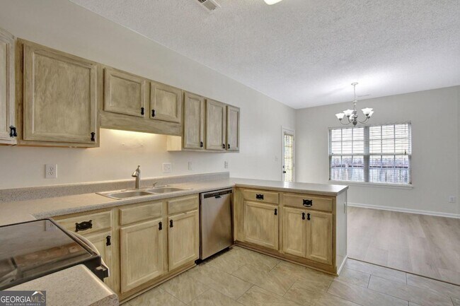 Building Photo - 333 Prescott Ct