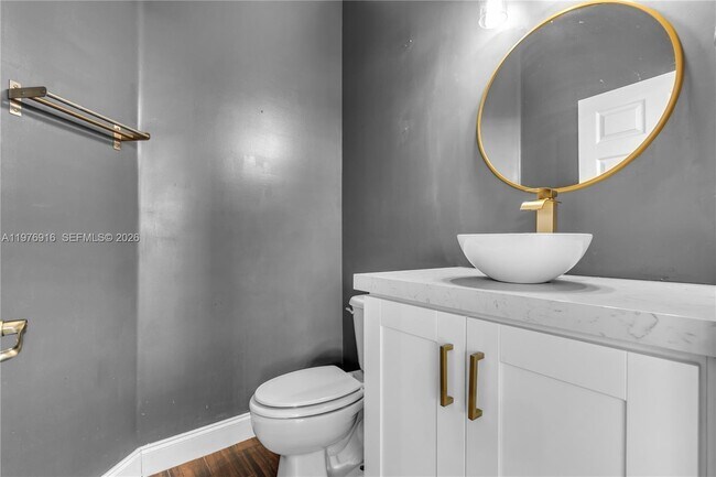 Building Photo - 14055 SW 51st Ln