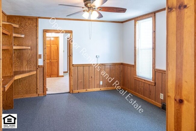 Building Photo - 3112 Thompson Ave