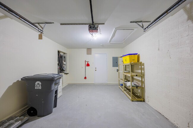 Building Photo - 9497 Boca Gardens Pkwy