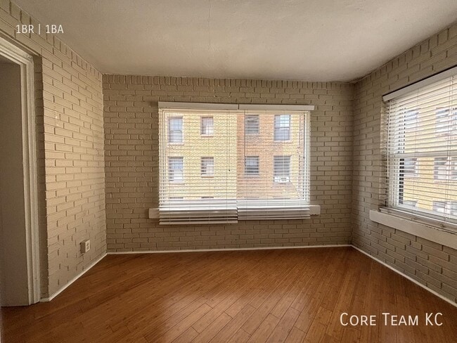 Building Photo - 4804 Jefferson St
