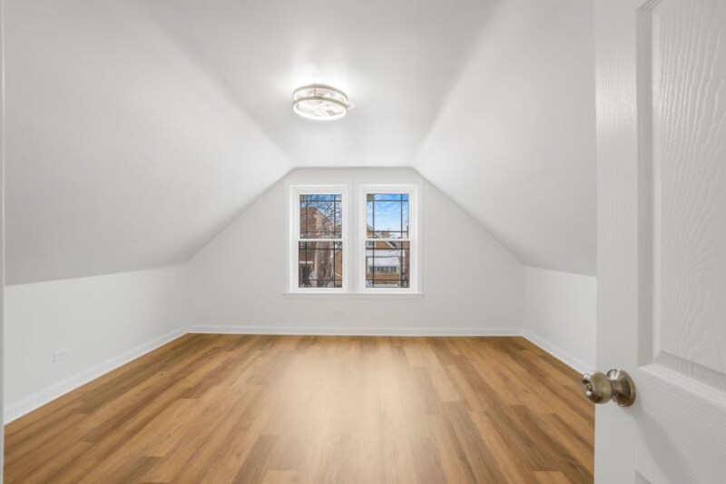 Building Photo - 6136 S Kildare Ave