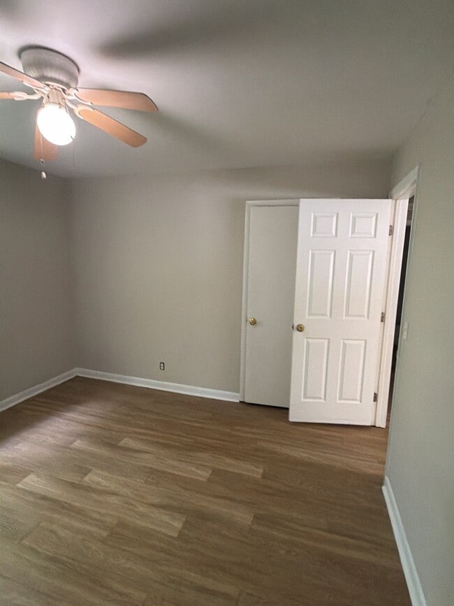 Building Photo - 3351 White Pine Dr