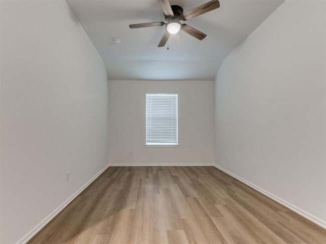 Building Photo - 11604 Mackenzie Wy