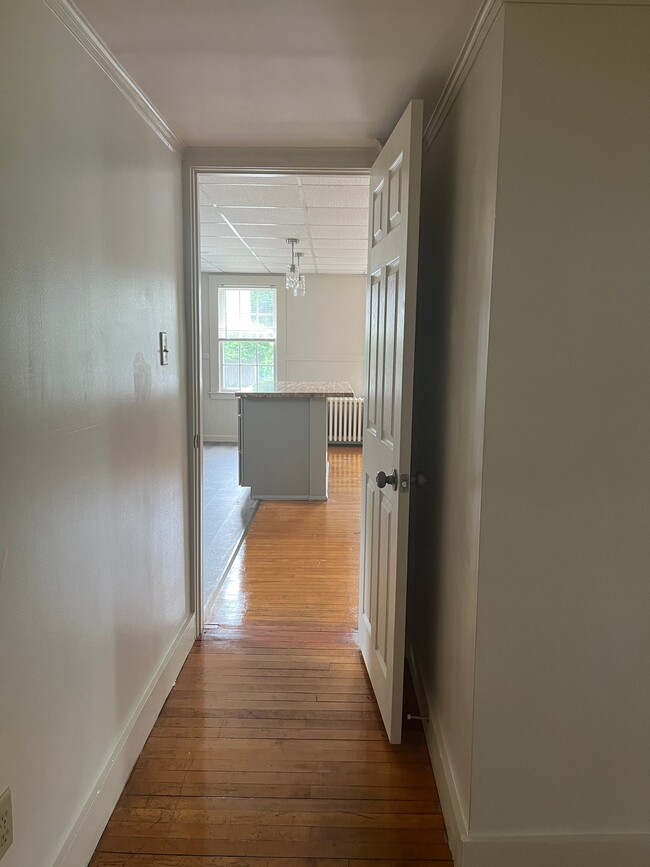 Building Photo - 14 Myrica Ave