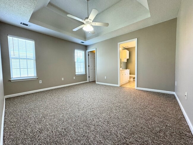 Building Photo - 331 Tyson Glen Dr