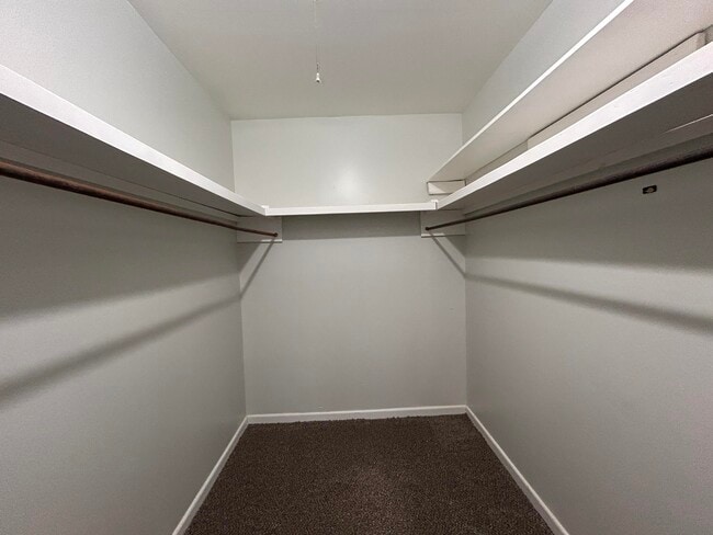 Building Photo - 2812 43rd St