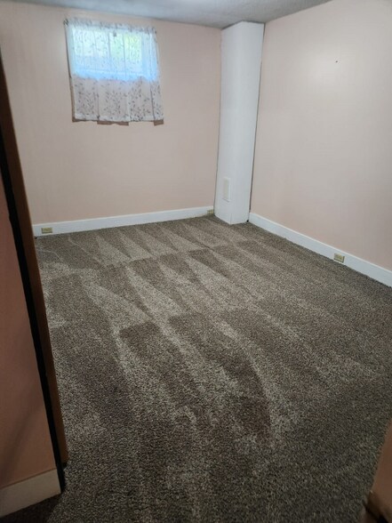 Building Photo - 1416 SW 15th St