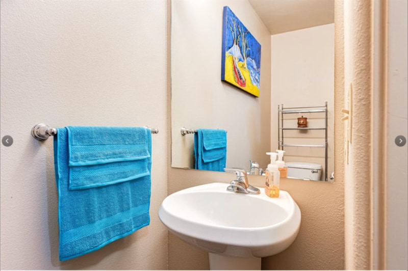 Building Photo - 1405 Vegas Verdes Dr