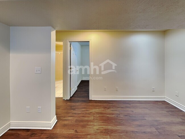Building Photo - 1738 N 2275 W