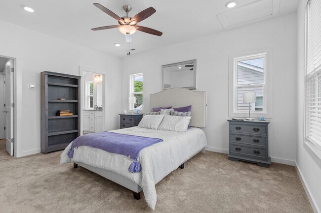 Building Photo - Brand new, Low-maintenance living!