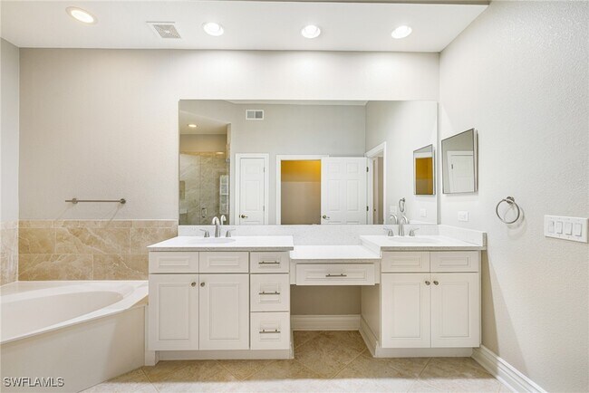 Building Photo - 5051 Indigo Bay Blvd