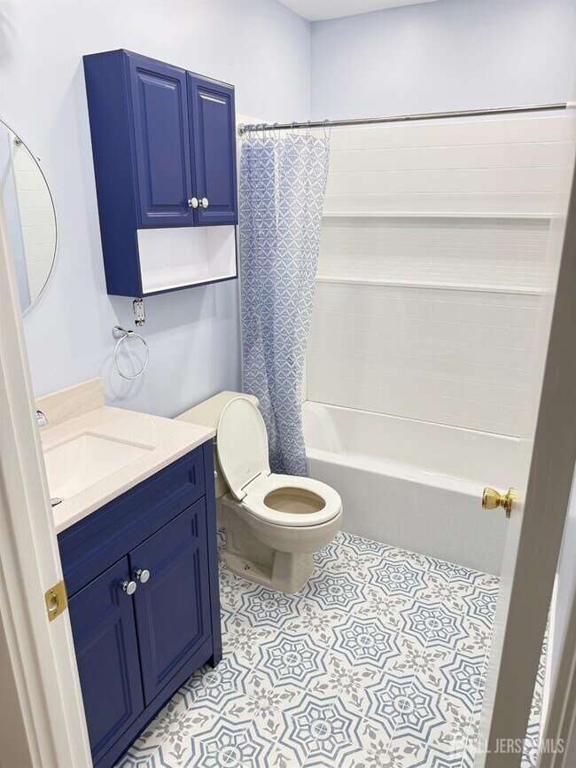Building Photo - 1511 Pebble Pl