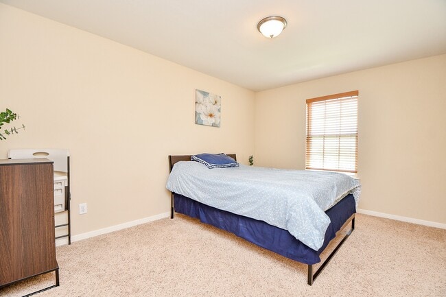 Building Photo - 4302 Trinity Creek Ct