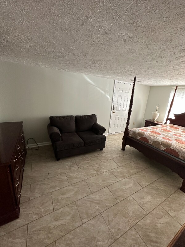 Building Photo - 4458 Tarragon Ln